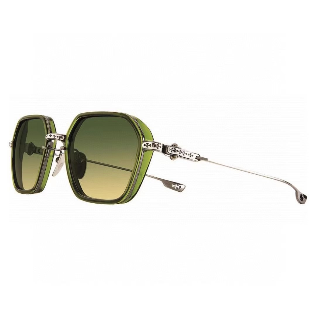  Zeiss lenses
CHROME HEART
顶级板材手工打磨抛光而成 
立体配饰logo彰显品
