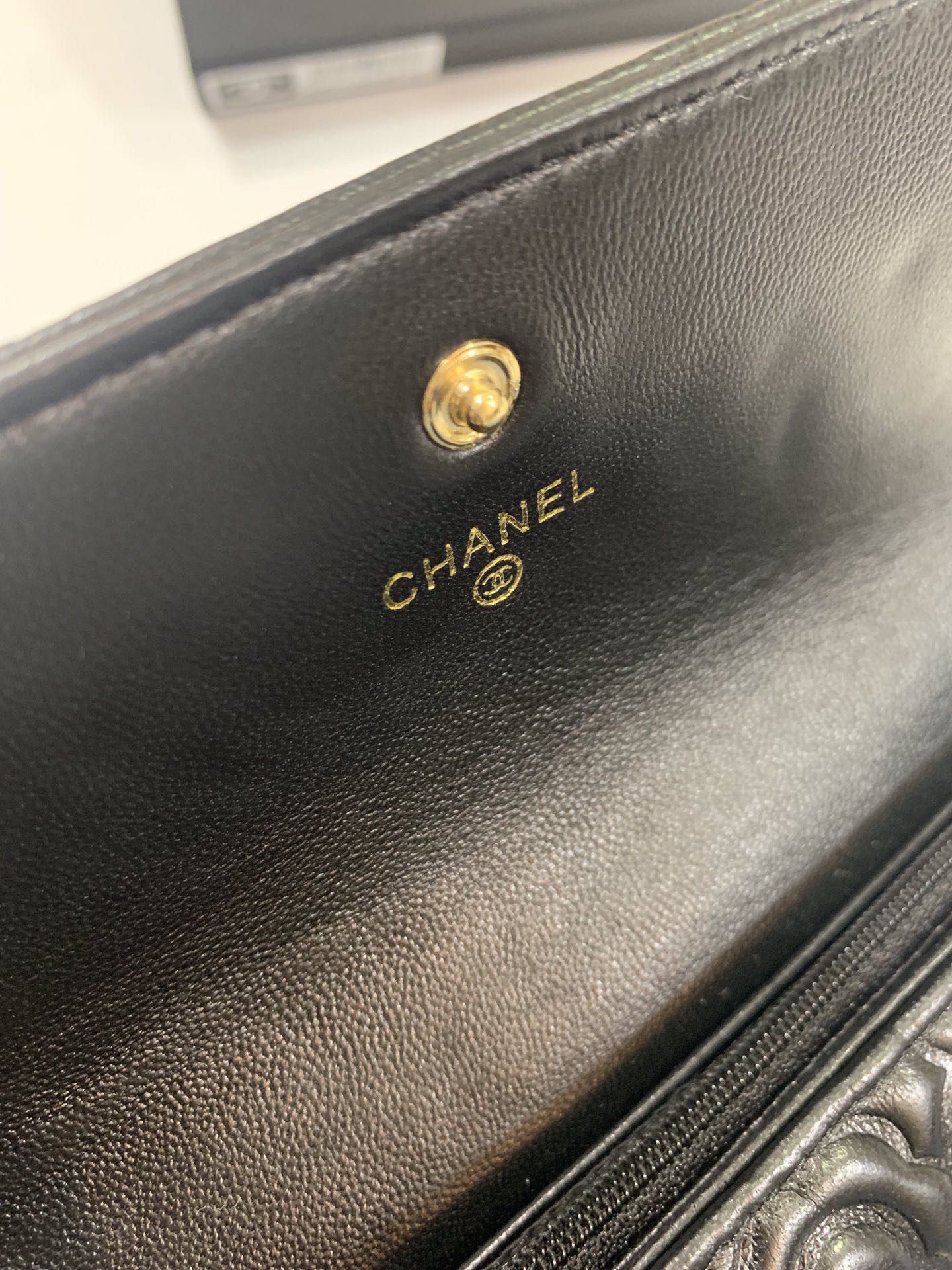 Chanel香奈儿山茶花羊皮財布 - 高品質で完璧な仕上げ