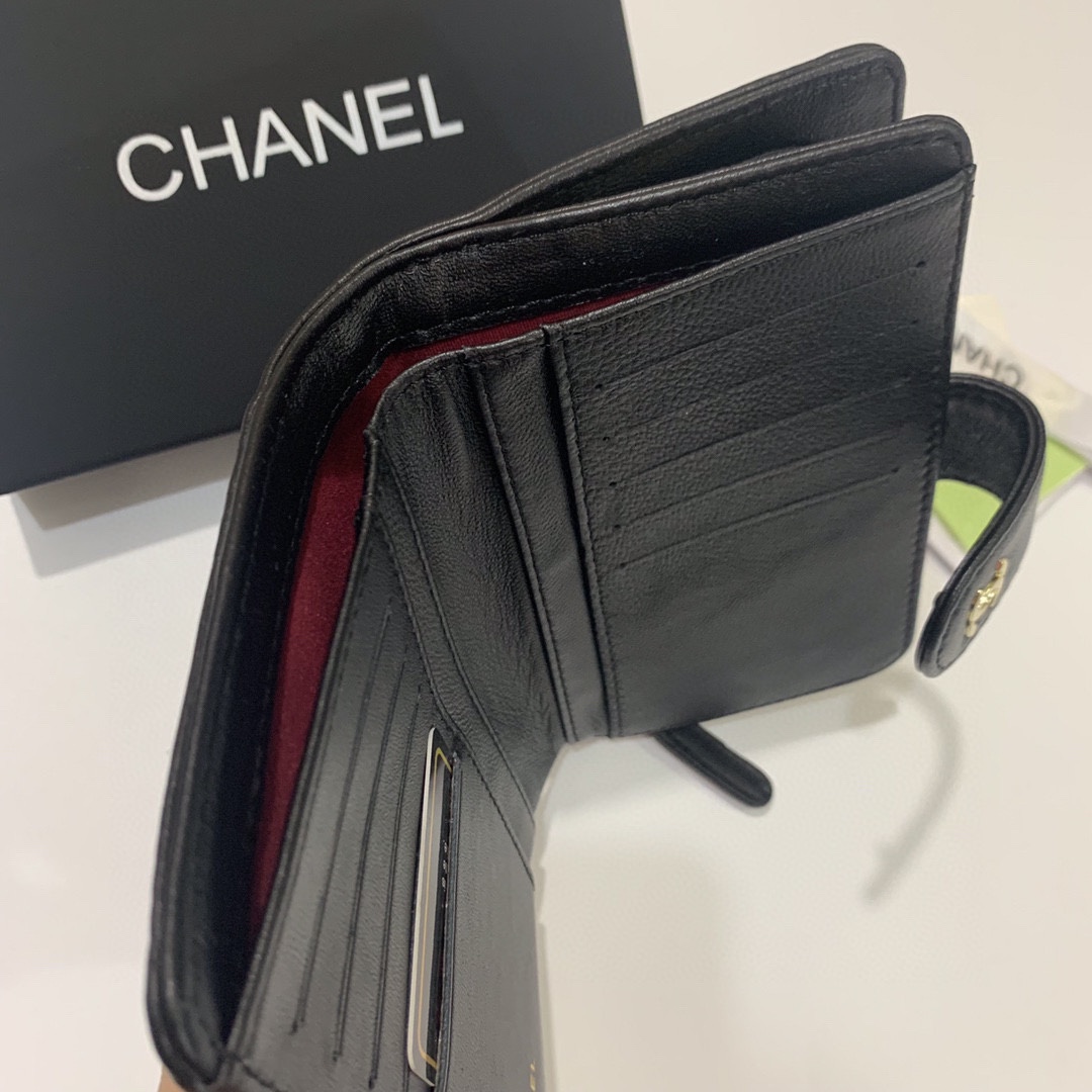 Chanel香奈儿山茶花羊皮財布 - 高品質の専売品
