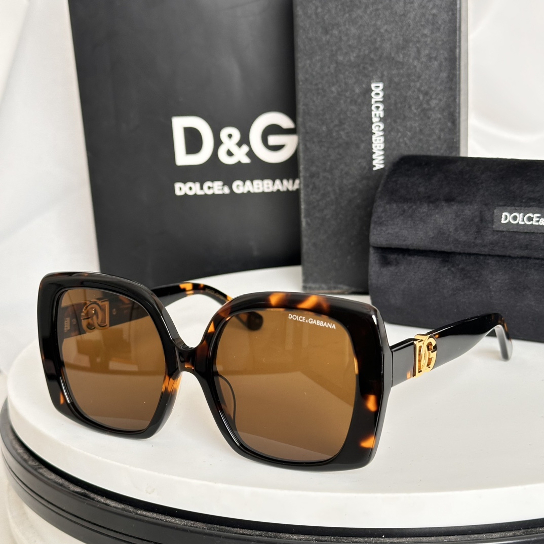  ‼️DOLCE&GABBAN*
MODEL：DG4475
SIZE：56-19-145
☾⋆