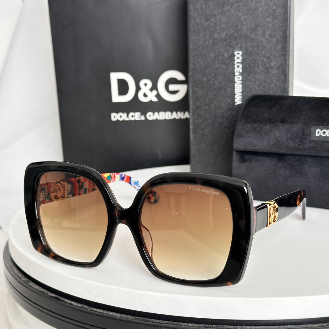  ‼️DOLCE&GABBAN*
MODEL：DG4475
SIZE：56-19-145
☾⋆