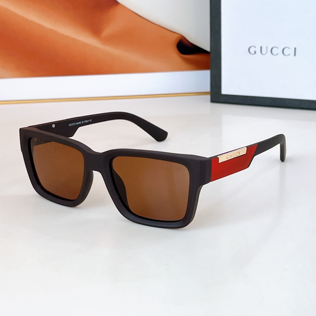  GUUC*
MOD：5105
size：51-19-148
🔝🔝
