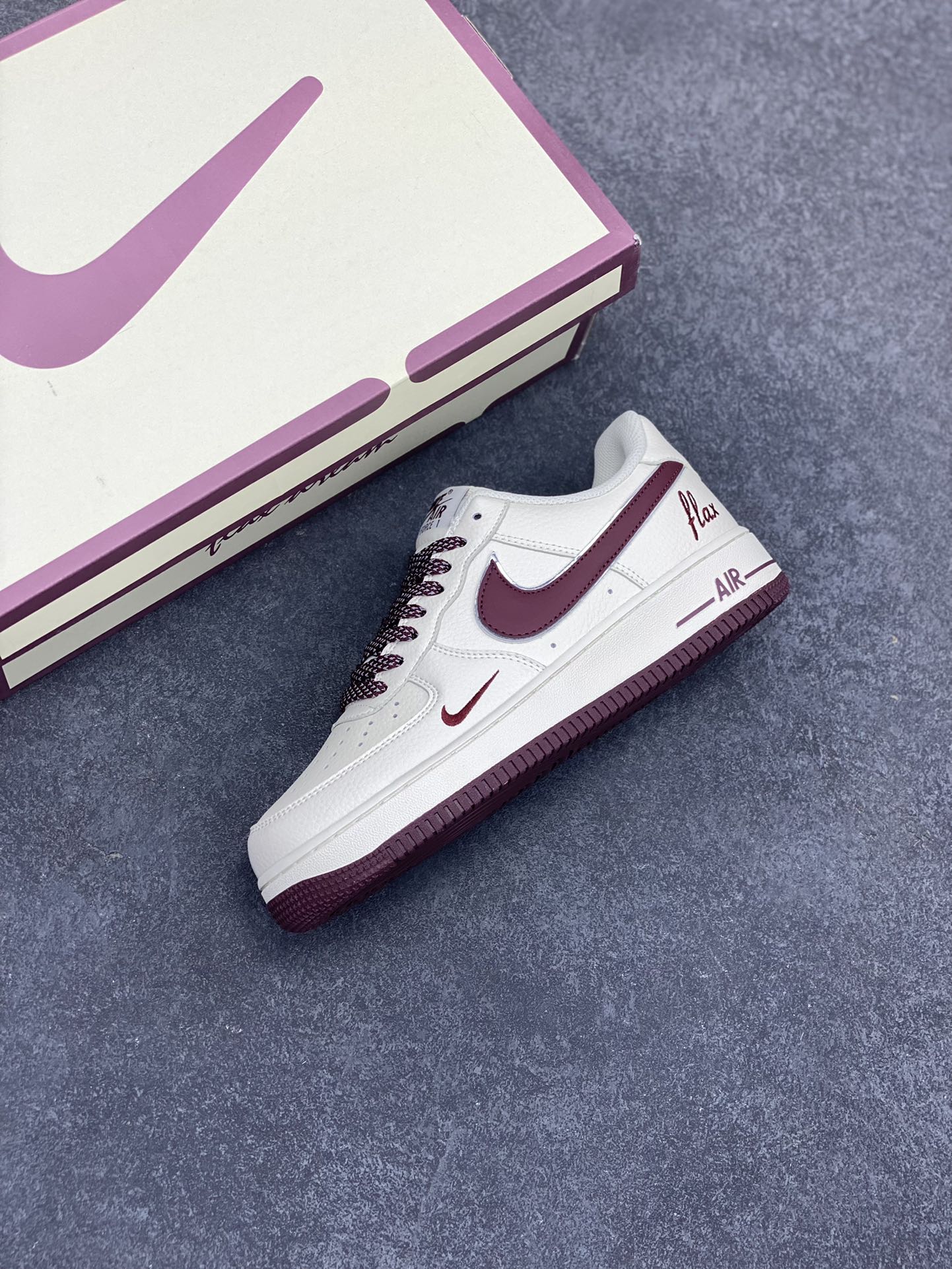 图片[7]-小红书爆款 官方定制  Nike Air Force 1 Low \’07 “ dream”白酒红小勾低帮空军一号休闲板鞋 定制皮料 专属鞋盒 原楦原纸板 纯正空军版型 高清洁度 内置全掌气垫 货号：DR2024-105 尺码：36 36.5 37.5 38 38.5 39 40 40.5 41 42 42.5 43 44 44.5 45-选品中心