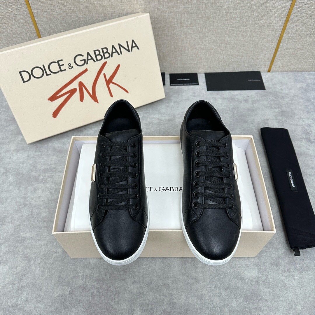NO:222977,Brand D&G color original color matching number 39-44 customized 38.45.46 Price Material Dolce & Gabbana 2025 new products Casual shoes upper imported soft cowhide with cowhide foot padded cowhide inner original outsole latest D&Glogo simple footwear atmospheric, DG casual shoes, Dolce & Gabbana, Dolce & Gabbana, Dolce & Gabbana, cowhide19860909品牌D&G 颜色原版配色 码数39-44订做38.45.46 价格 材质杜嘉班纳2025新品 休闲鞋鞋面进口柔软牛皮搭配牛皮垫脚牛皮内里 原版大底最新D&Glogo上脚简单 大气,DG休闲鞋,Dolce&Gabbana,Dolce&Gabbana,Dolce&Gabbana,cowhide,Men's shoes