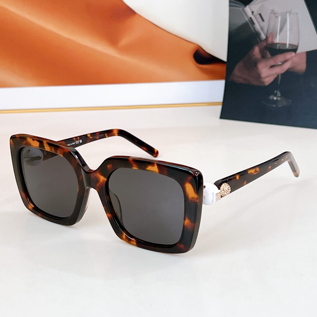  GIVENCH*
MODEL：GV40071F
SIZE：54-22-140
🔝🔝