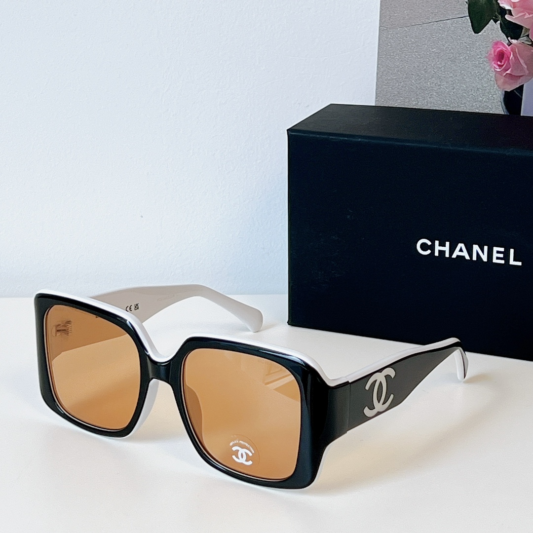  新品拼色墨镜
CHANEL 度假神器⛱️
MOD： 6069
SIZE：55口20-135
🔝🔝