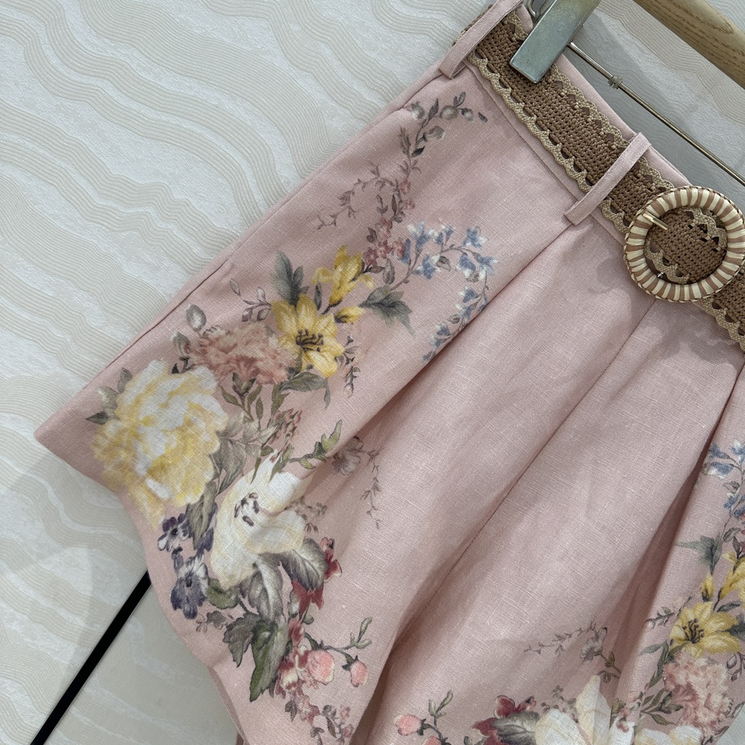 独家首发💋高端原单品质，zm度假风💗白富美必入高级亚麻棉高腰短裤！全定位印花立体裁片，配送藤条编织腰带，
