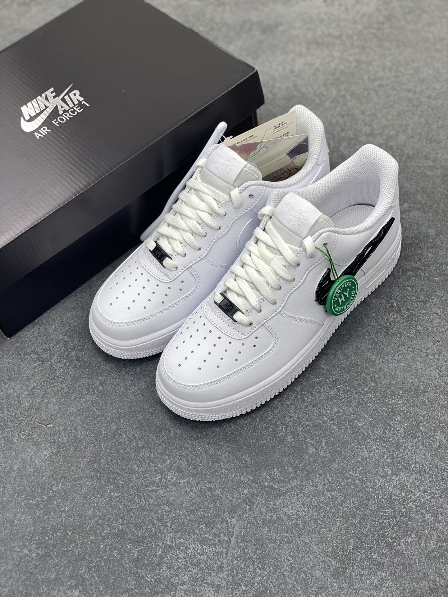 图片[8]-HY版本💯 Nike Air Force 1 Low 毒液 空军一号低帮运动休闲板鞋 原楦头原纸板 打造纯正空军版型 专注外贸渠道 全掌内置蜂窝气垫 原盒配件 原厂中底钢印、拉帮完美 货号：IF1686-101 尺码：36 36.5 37.5 38 38.5 39 40 40.5 41 42 42.5 43 44 44.5 45 46-选品中心