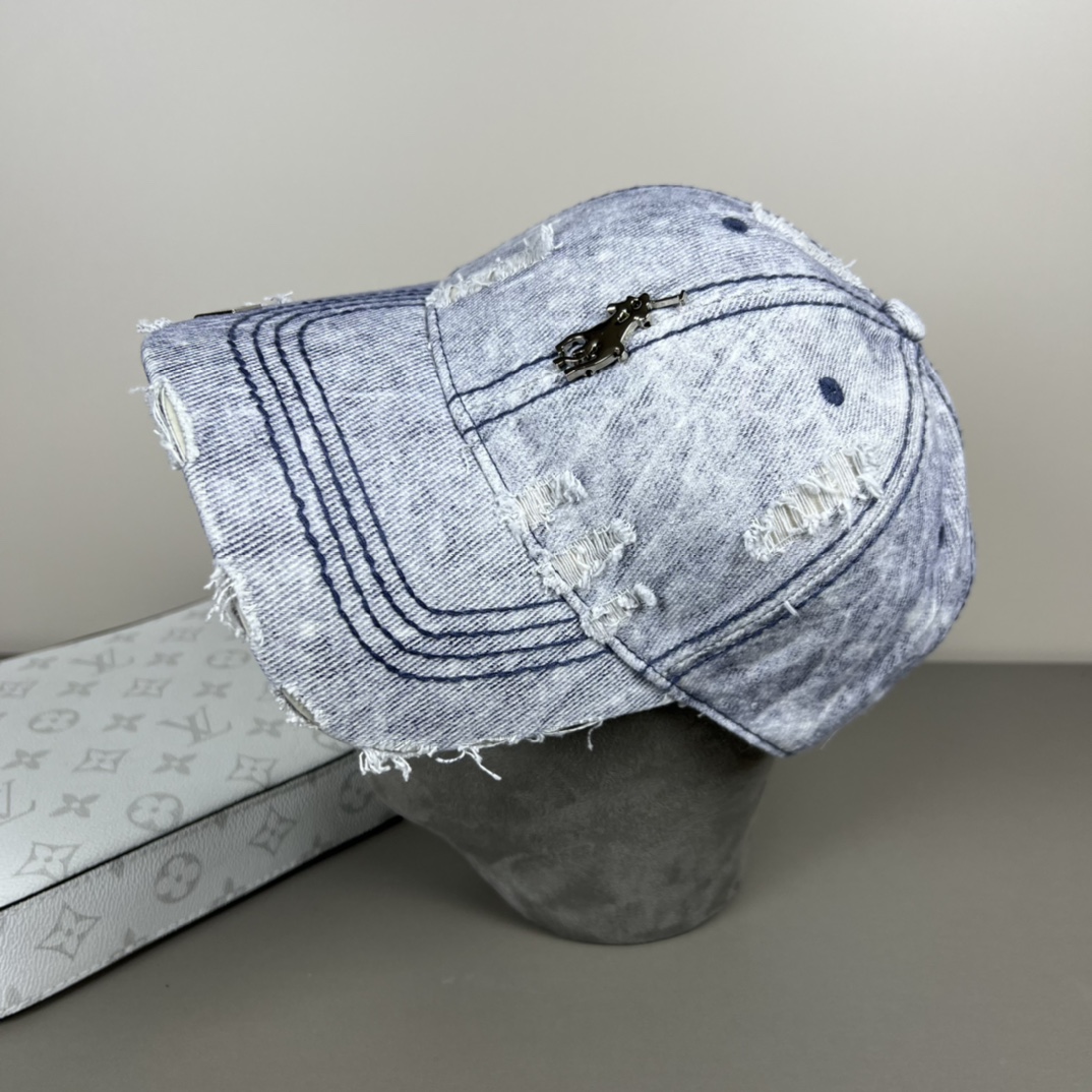 NO:220868,[Paul POLO] New spring and summer classic embroidered baseball cap, sun hat, 4D embroidery, made of imported Italian canvas, finely sewn!  Summer leisure and tourism, suburban sports, and essential items that are indispensable for going out on holidays!  Fashion and trends go hand in hand, worth having!  Hat fisherman hat baseball hat knit hat, hat, espadrilles,hats19860909【保罗 POLO】新款春夏经典刺绣棒球帽,太阳帽,4D刺绣,釆用意大利进囗帆布,精工细做缝制而成！夏日休闲旅游,郊外运动,假日外出少不了的必备单品哦！时尚与潮流并进,值得拥有！帽子渔夫帽棒球帽针织帽,帽子,espadrilles,hats,hat