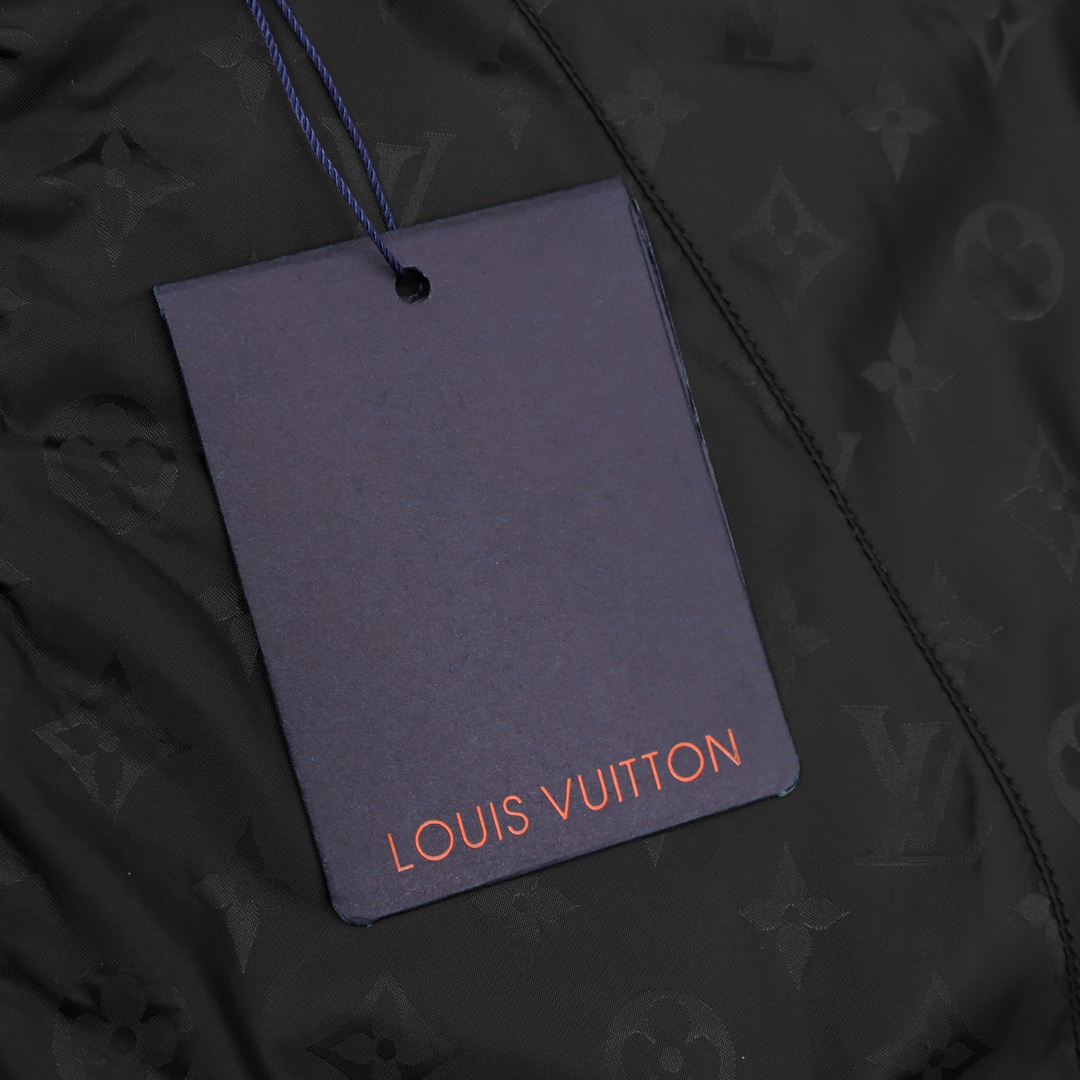 Louis Vuitton/路易威登 暗纹提花双面穿夹克冲锋衣外套 双面穿夹克