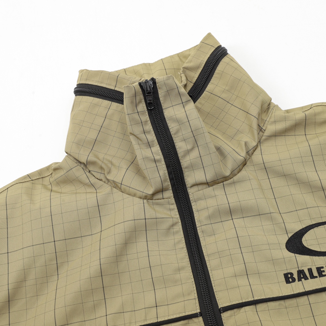 Balenciaga/巴黎世家 刺绣立领半拉链格纹夹克外套