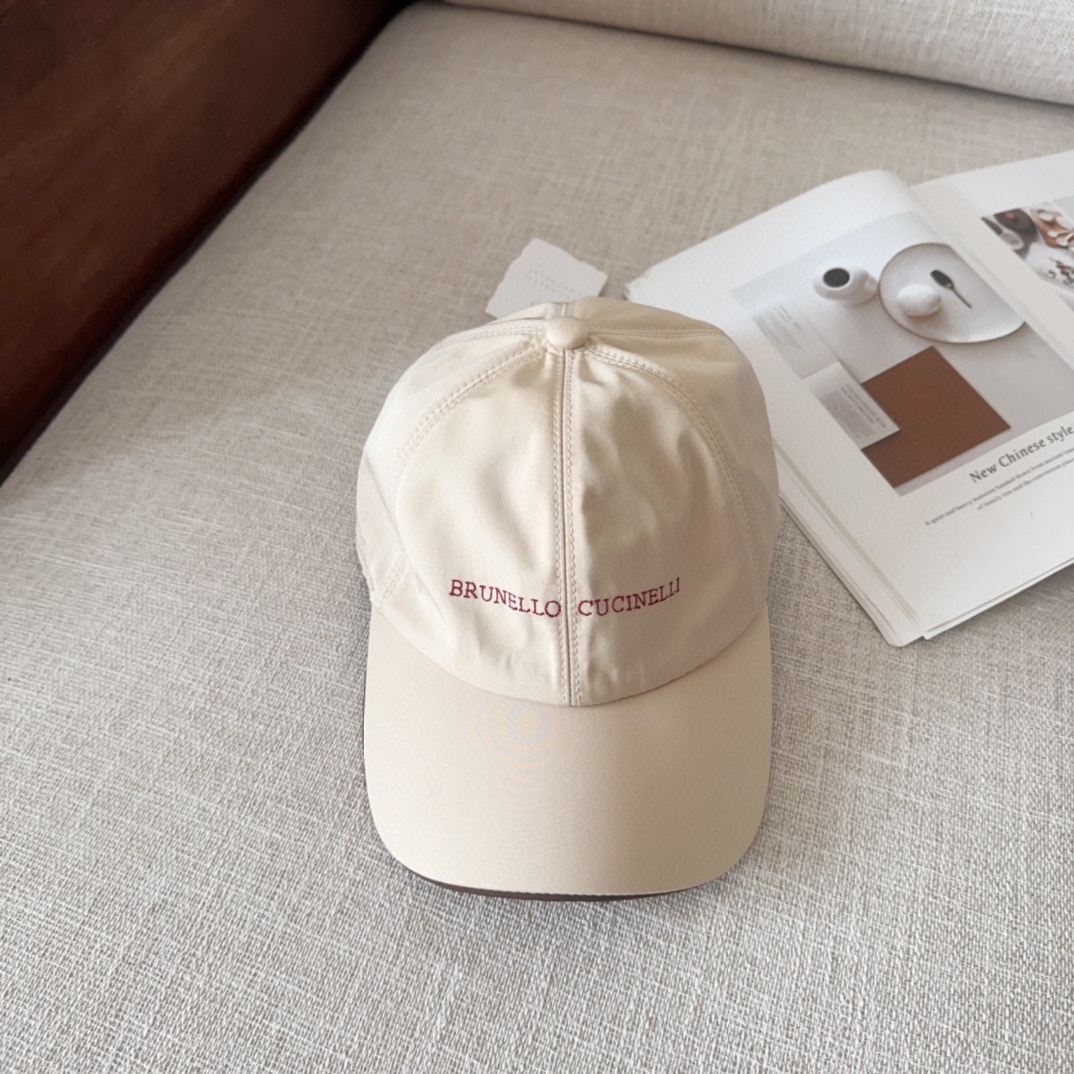 💰78 New, high-quality baseball caps, big synchronous, perfect match
