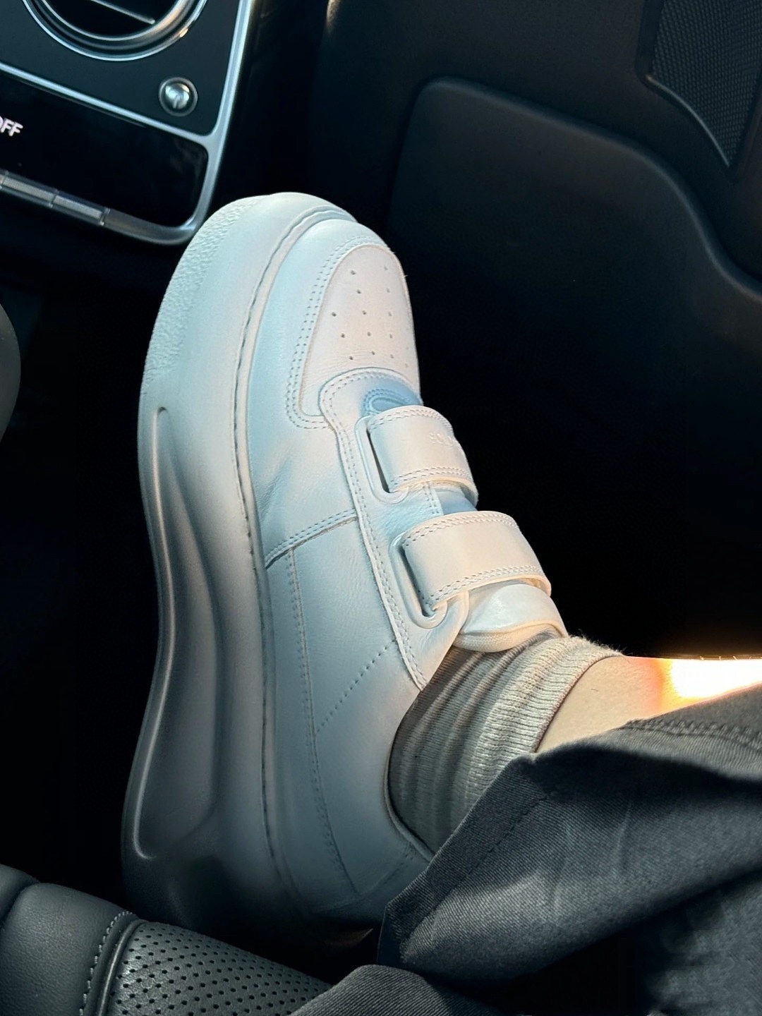 NO:165472,Footwear matching demonstration, casual shoes/sports shoes, sneakers19860909上脚搭配示范,休闲鞋/运动鞋,sneakers,Women's Shoes