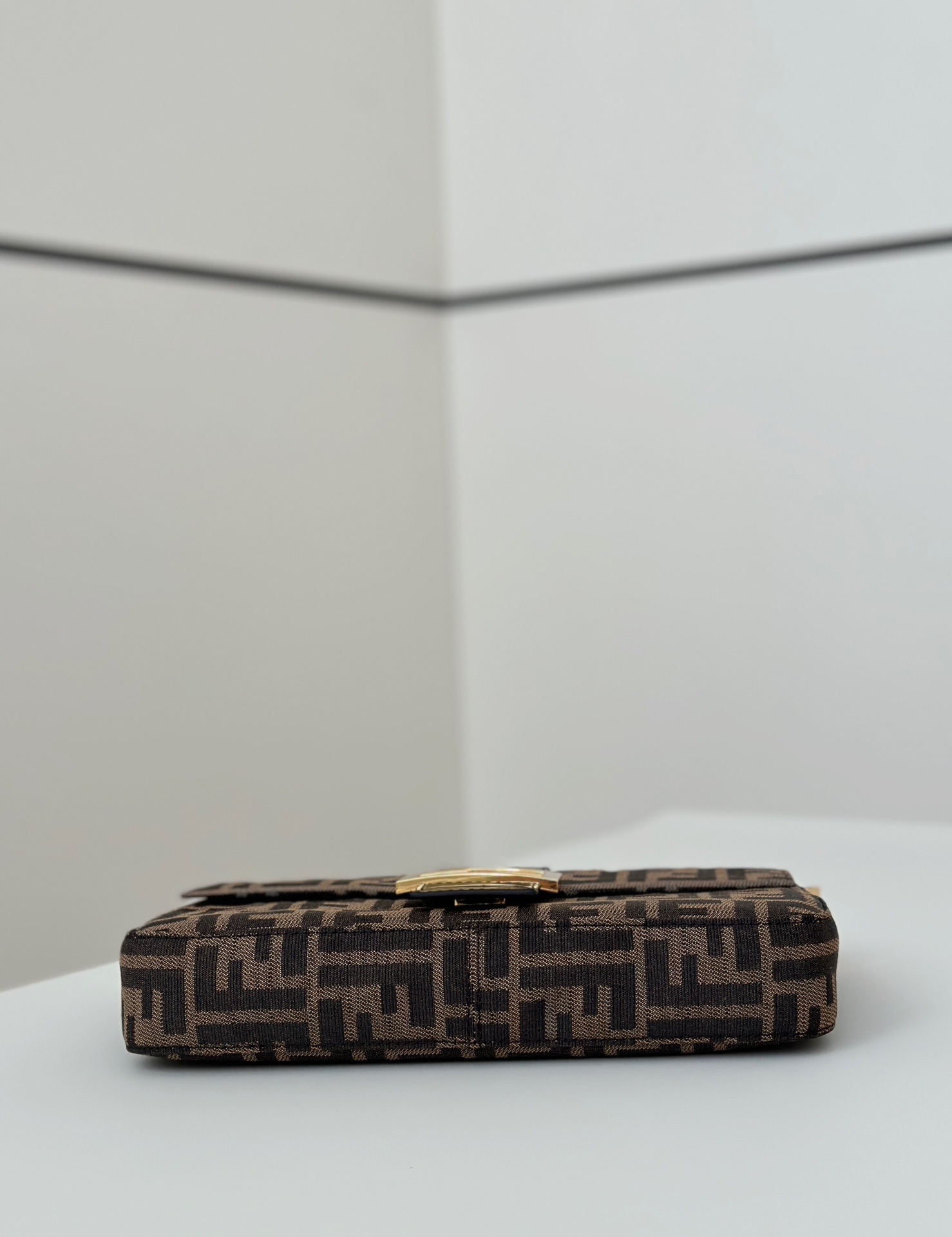 Fendi Baguette Brown Monogram Canvas Shoulder Bag with Gold Hardware 4 i1739857901 3149 2