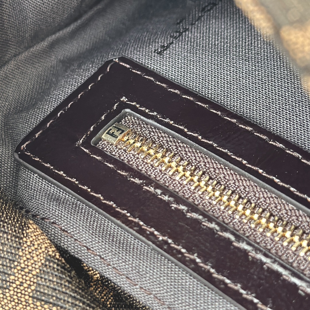 Fendi Baguette Brown Monogram Canvas Shoulder Bag with Gold Hardware 9 i1739857901 4477 7