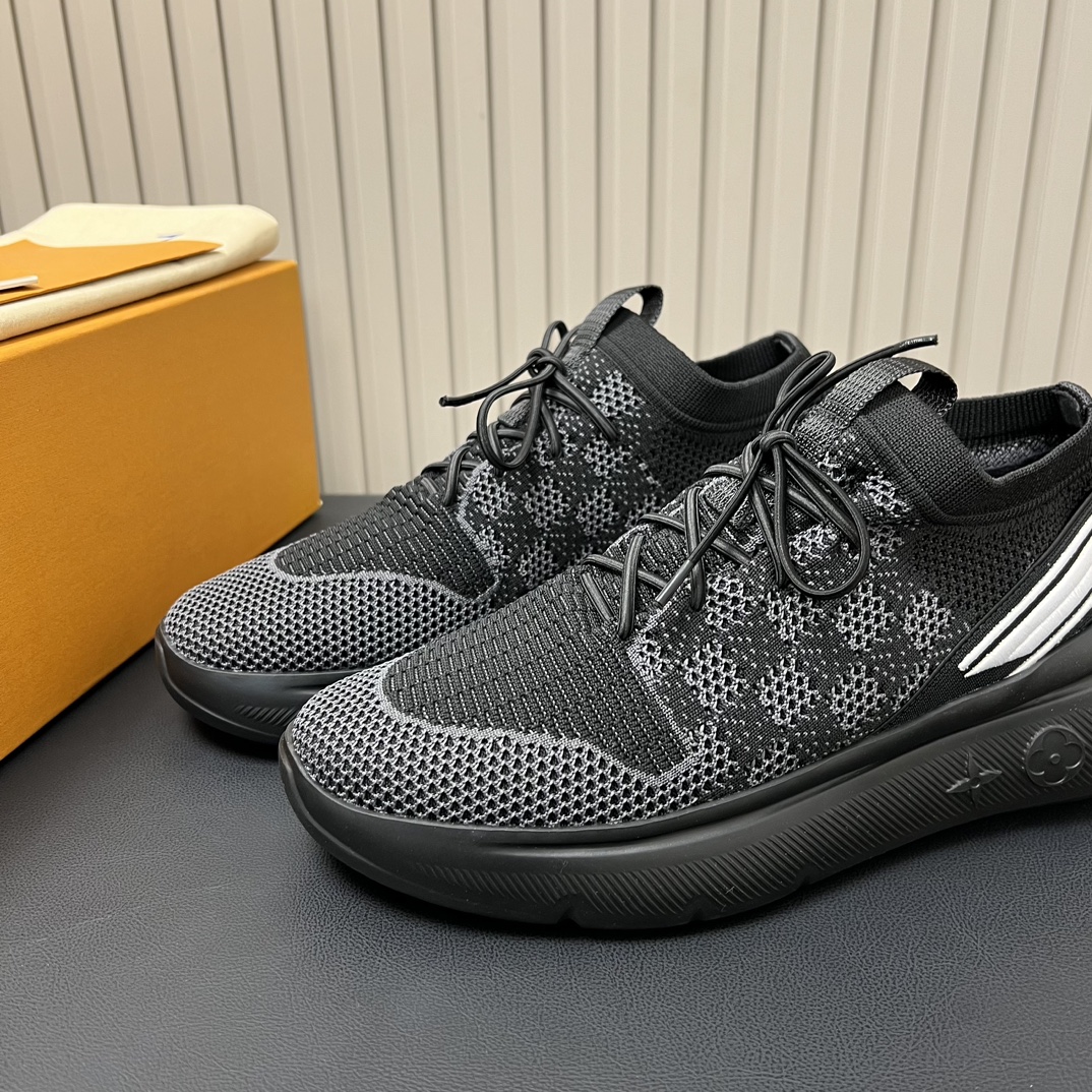 Talla: 39- 44 (38.45.46 bajo pedidoSin cambios ni devoluciones) Zapatillas L Home SHOW UPLa zapatill