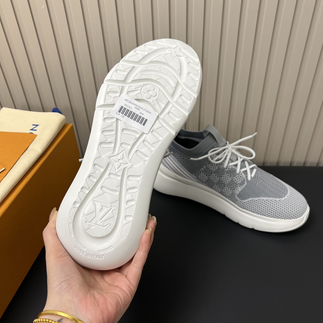 Talla: 39- 44 (38.45.46 bajo pedidoSin cambios ni devoluciones) Zapatillas L Home SHOW UPLa zapatill