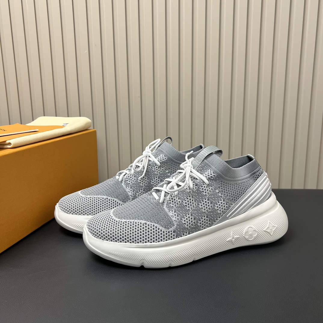 Talla: 39- 44 (38.45.46 bajo pedidoSin cambios ni devoluciones) Zapatillas L Home SHOW UPLa zapatill