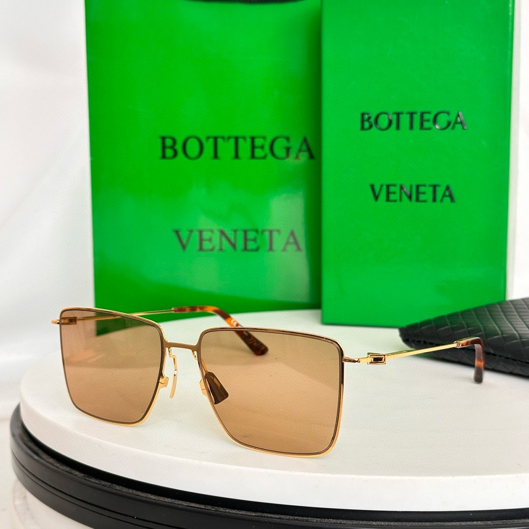  ‼️BOTTEGA VENET* 
MODEL：BV1267S
SIZE：58口17-145
☾⋆