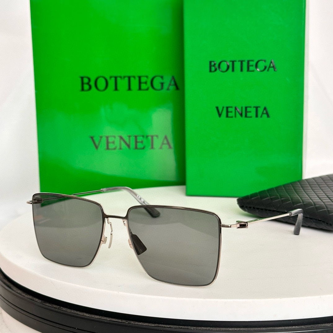  ‼️BOTTEGA VENET* 
MODEL：BV1267S
SIZE：58口17-145
☾⋆
