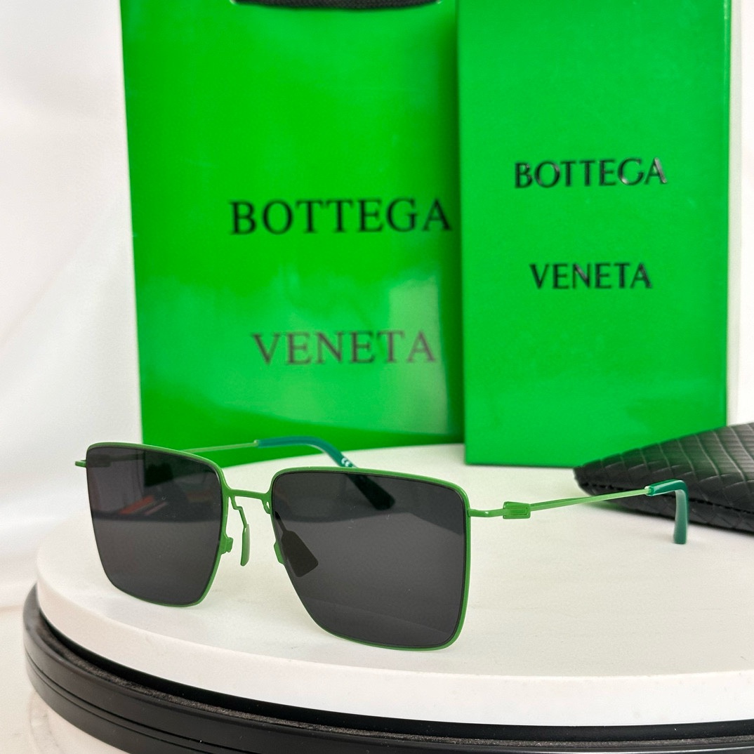  ‼️BOTTEGA VENET* 
MODEL：BV1267S
SIZE：58口17-145
☾⋆