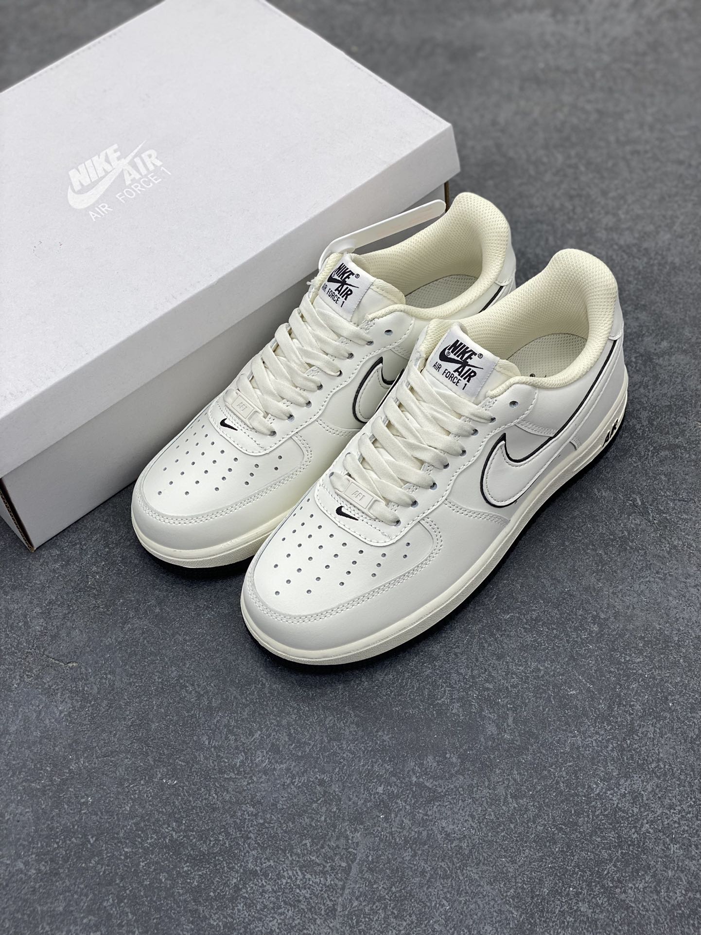 图片[8]-Nike Air Force 1 Low \’07 白 黑低帮空军一号休闲板鞋 定制皮料 原楦原纸板 纯正版型 原装鞋盒 清洁度完美 内置全掌气垫 货号：DZ2799-121 尺码：36 36.5 37.5 38 38.5 39 40 40.5 41 42 42.5 43 44 44.5 45-选品中心