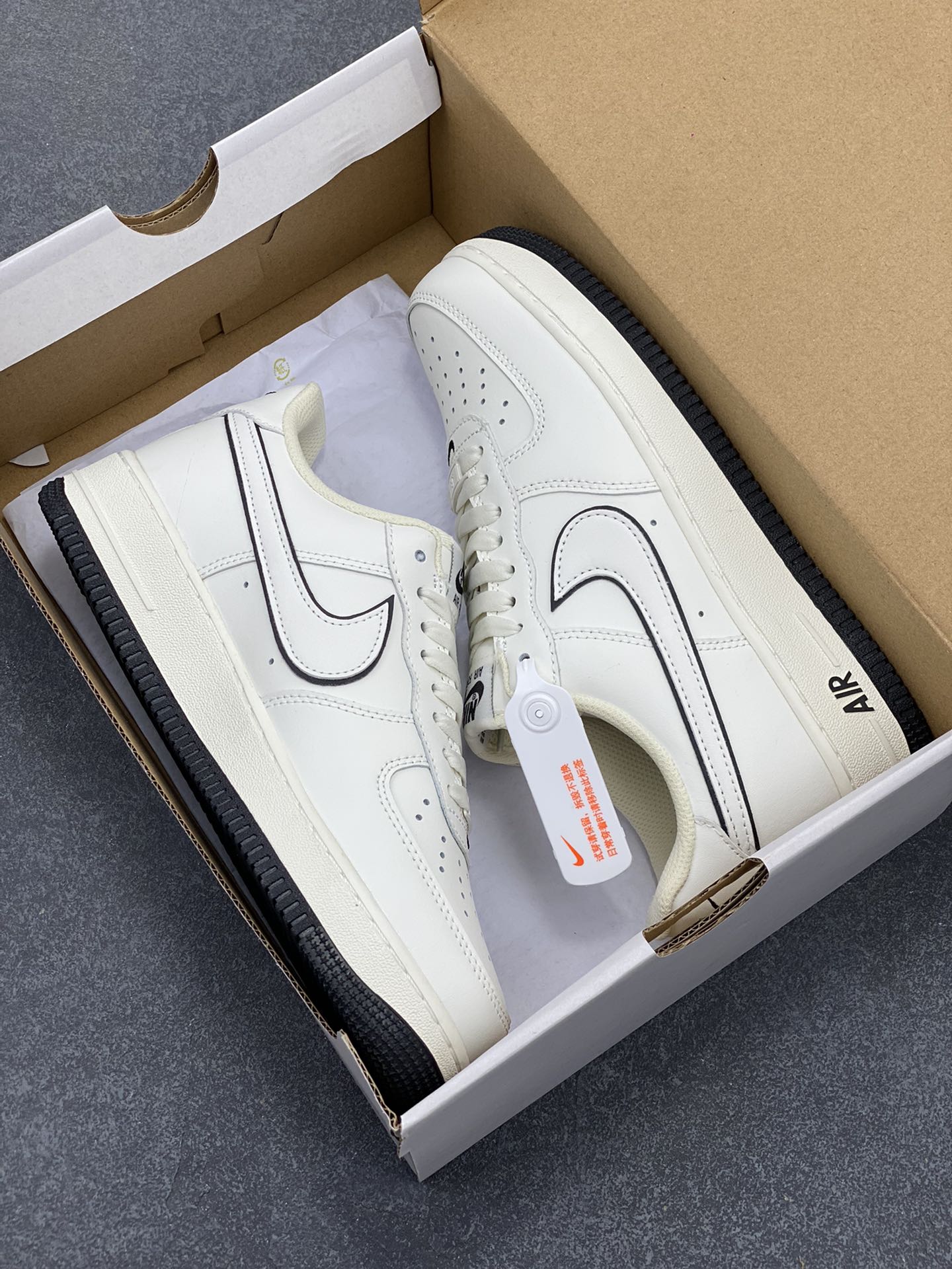 图片[9]-Nike Air Force 1 Low \’07 白 黑低帮空军一号休闲板鞋 定制皮料 原楦原纸板 纯正版型 原装鞋盒 清洁度完美 内置全掌气垫 货号：DZ2799-121 尺码：36 36.5 37.5 38 38.5 39 40 40.5 41 42 42.5 43 44 44.5 45-选品中心