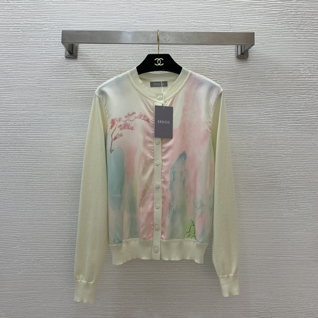 NO:309309,Model number G22015 ERD*S Orhome new high-end customization landscape painting smudge printing front piece forged splicing back piece Tiansi knitted fabric button round neck long sleeve knitted cardigan top!  (M size bust 104, sleeve length 60, clothing length 57, alexander wang19860909款号G22015 ERD*S鄂尔家新款高端定制 山水画晕染印花前片丝锻拼接后片天丝针织面料系扣圆领长袖针织开衫上衣！（M码胸围104,袖长60,衣长57,,alexander wang,Women's clothing