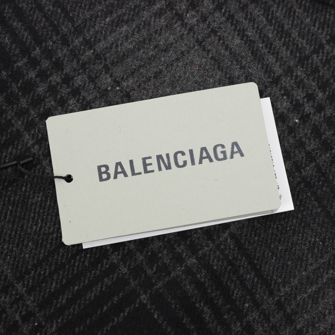 balenciaga巴黎世家羊毛混纺格纹衬衣外套