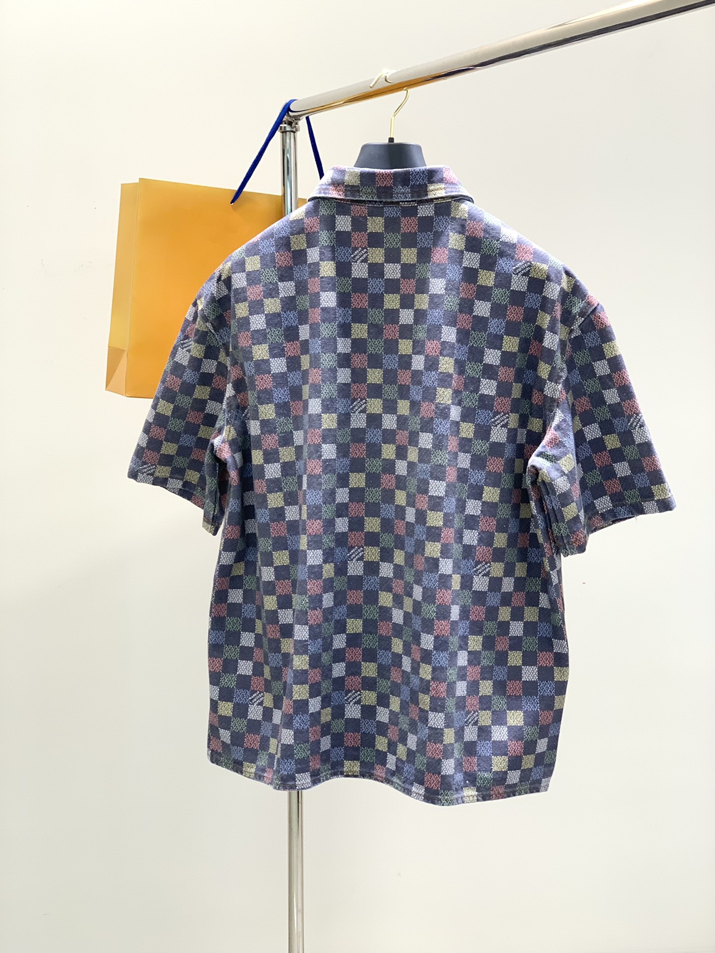 ，LouisVuitton 路易威登，2025春季最新款，专柜同步有售，原单狠货，时尚休闲短袖外套，上身