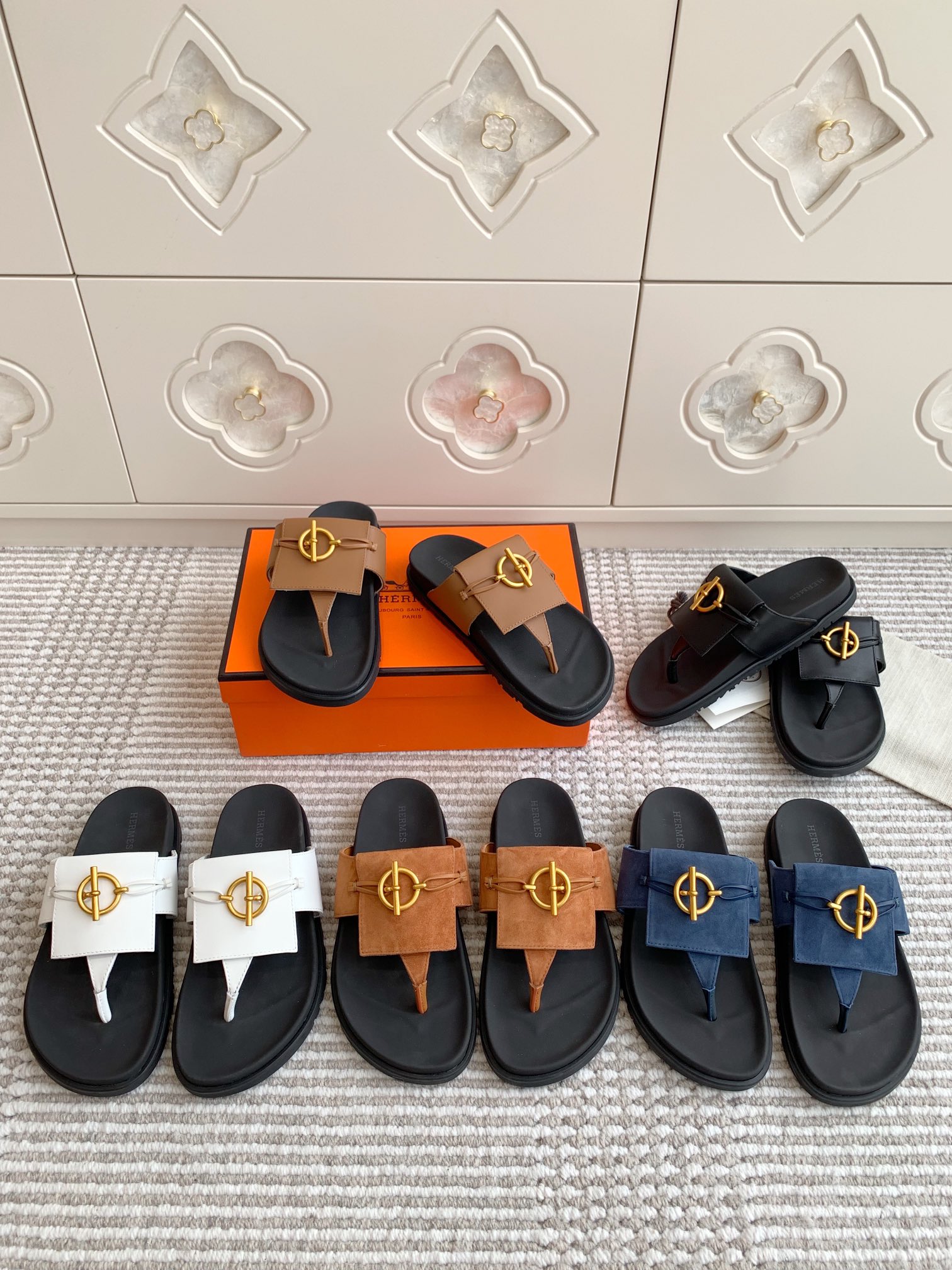 NO:164645,————hermes·Clamp-toe slippers·35-46,Slippers,hermes,slippers19860909————hermes·夹趾拖鞋·35-46,拖鞋,hermes,slippers,Women's Shoes