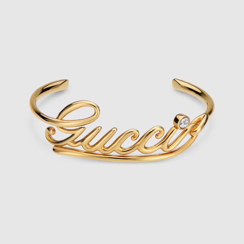 NO:105160,Gucci counter hits, direct sales price of manufacturers, original one to one replica of gold Gucci bracelets, jewelry boutiques, gucci, bracelet, gold19860909古驰专柜爆款 厂家直销价 原版一比一复刻 黄金色 古 驰手镯,饰品精品,gucci,bracelet,gold,Jewelry