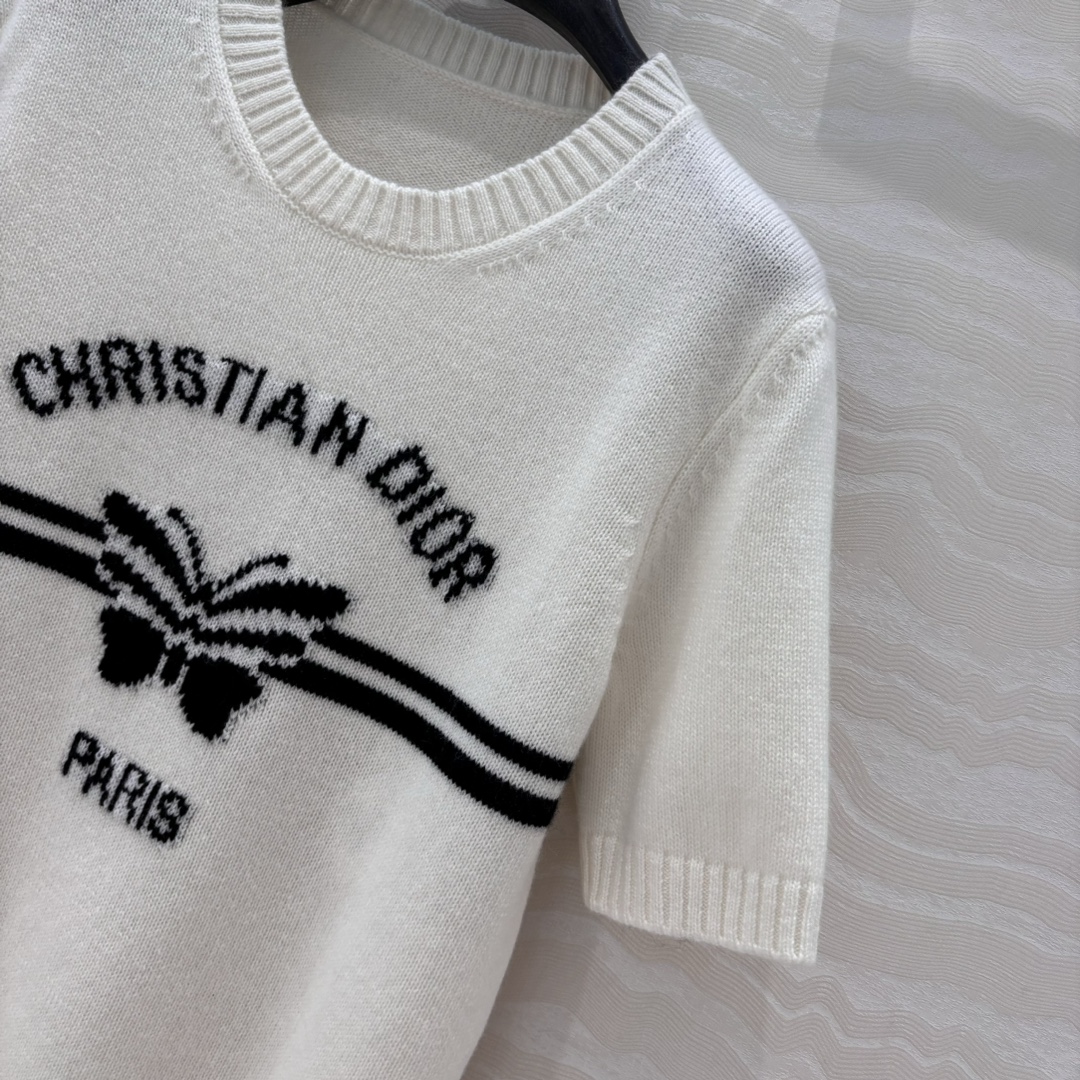 高端原单品质🖤认准我家品质MissD*25s早春情人节💘限定新品！蝴蝶🦋羊绒短袖毛衣！进口100%羊绒纱