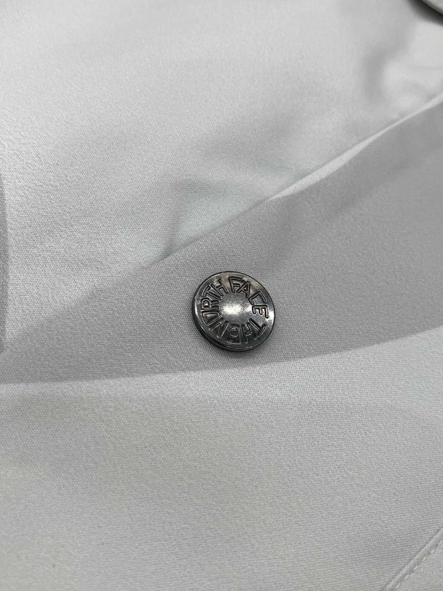 THE NORTH FACE x KAWS Hat: Waterproof, Durable, Outdoor Commuter Satisfaction. - 图片 8