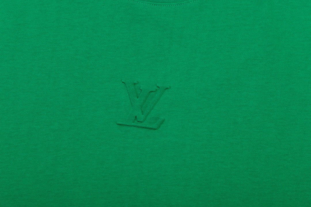 路易威登/Louis Vuitton 夏季新款 立体浮雕压花字母圆领短袖T恤