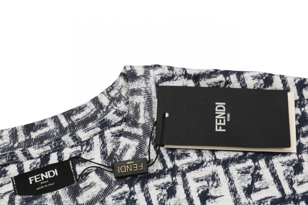 芬迪/Fendi 夏季新品 双F满印蜡笔涂鸦圆领短袖T恤