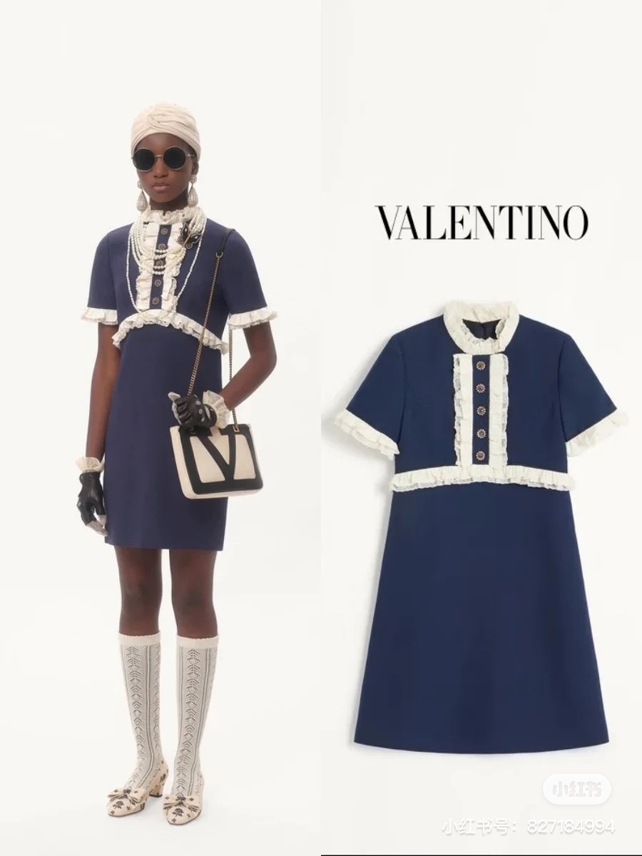 NO:309303,Model number G22049 VALENTI*O Warren Home Show 25 Early Spring Series New Model, Celebrity Guan Xiaotong, the same style, high-end custom diamond-set buttoned black earrings, age-reducing fashionable temperament, waist-hugging and slimming short-sleeved dress!  Pink, blue, (Size S bust 88, sleeve length 23, waist 80, skirt length 89), valentino, valentino, skirt, skirt 8, skirt 89), valentino, skirt, T-shirt, alexander wang19860909款号G22049 VALENTI*O华伦家秀场25早春系列新款 明星关晓彤同款、高端定制镶钻花扣木耳边减龄时尚气质收腰显瘦短袖连衣裙！粉色、蓝色、（S码胸围88,袖长23,腰围80,裙长89）,,valentino,valentino,skirts,T-shirt,alexander wang,Women's clothing