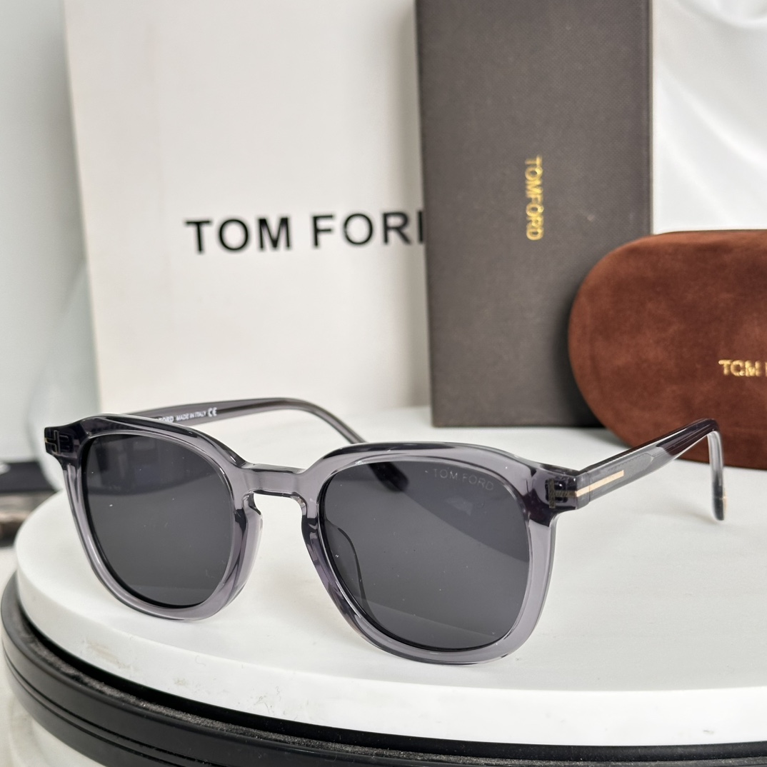  ‼️TOM FORD
MODEL：TF0975
SIZE：52口23-145
