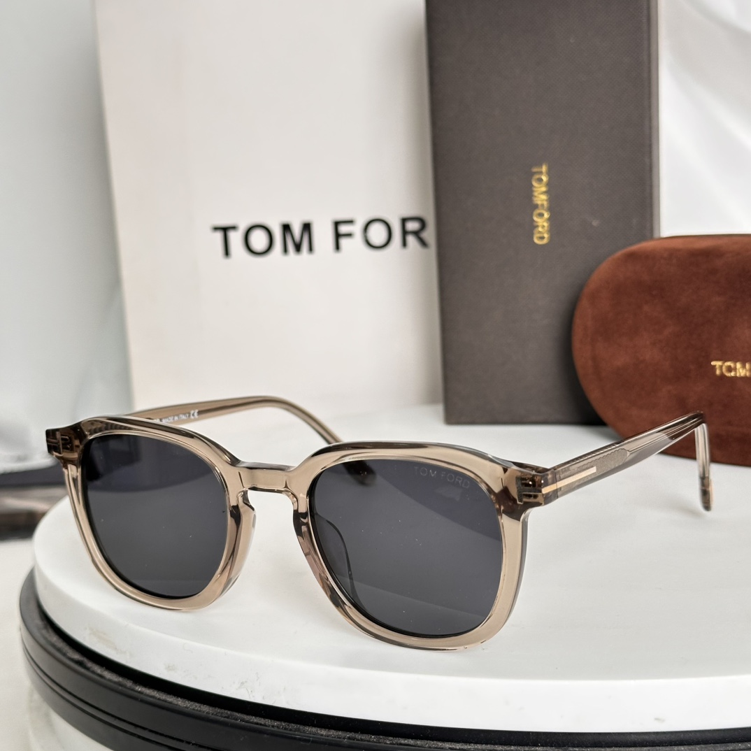  ‼️TOM FORD
MODEL：TF0975
SIZE：52口23-145
