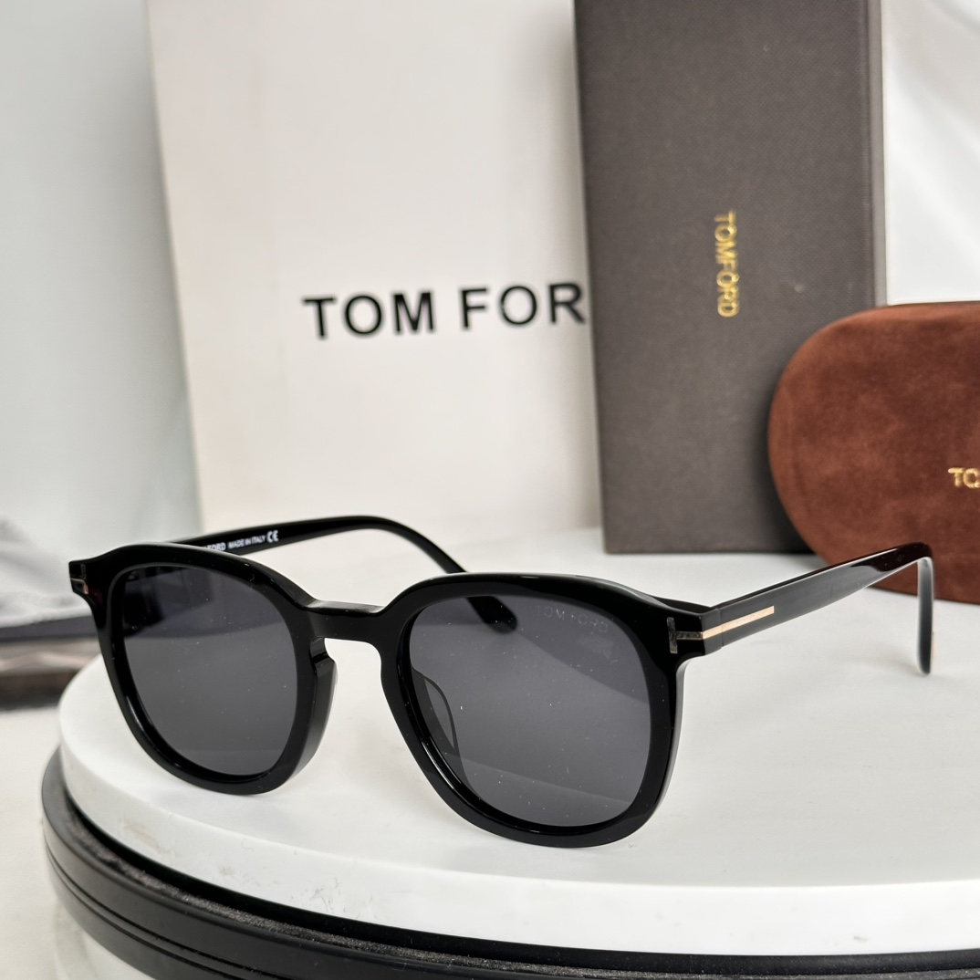  ‼️TOM FORD
MODEL：TF0975
SIZE：52口23-145
