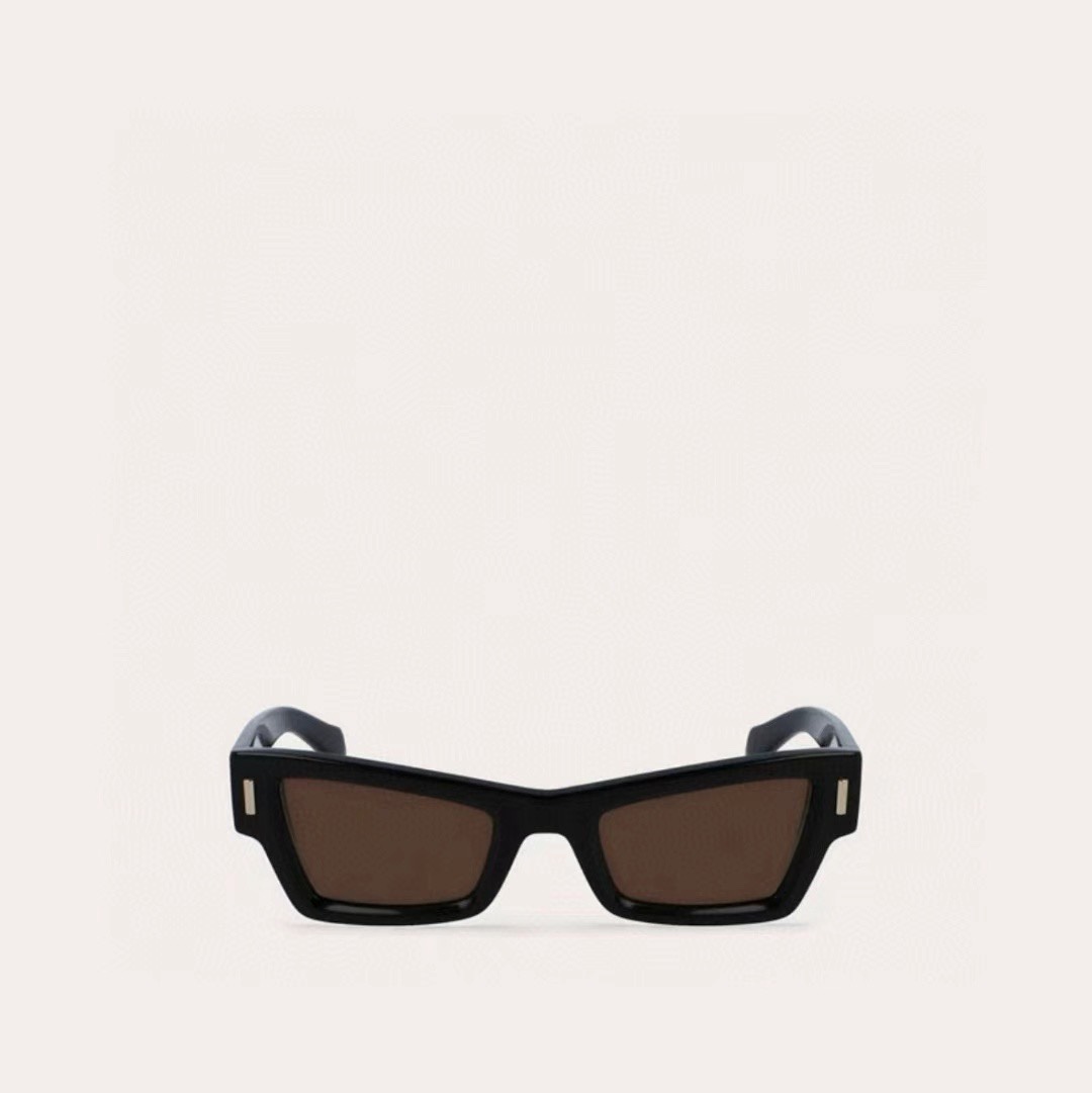  ‼️ 官网图 FERRAGAM*
MOD：SF2006
Size53-23-140
