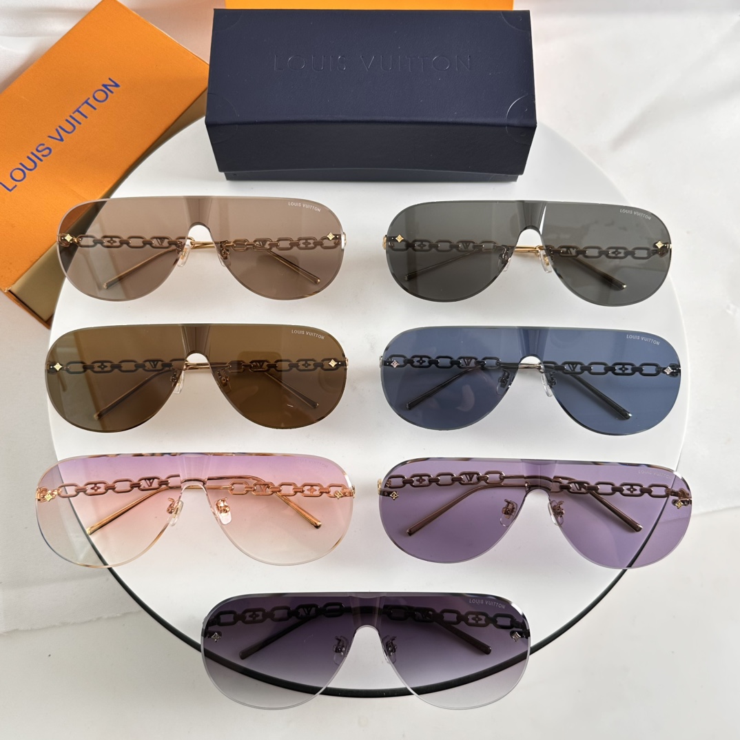  ‼️Louis Vuitton 新款
型号：Z2032U
尺寸：146口0-137