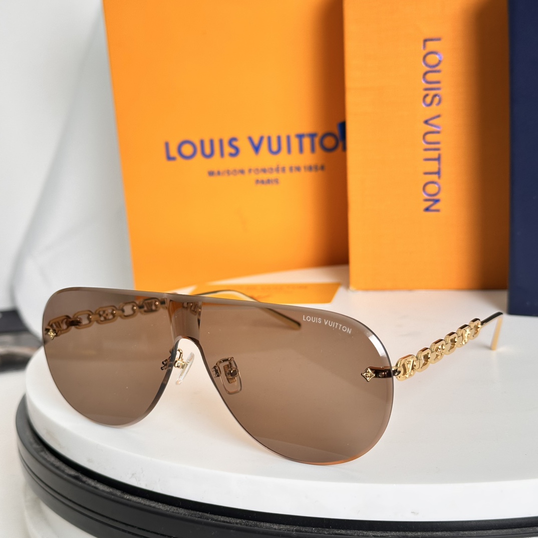  ‼️Louis Vuitton 新款
型号：Z2032U
尺寸：146口0-137
