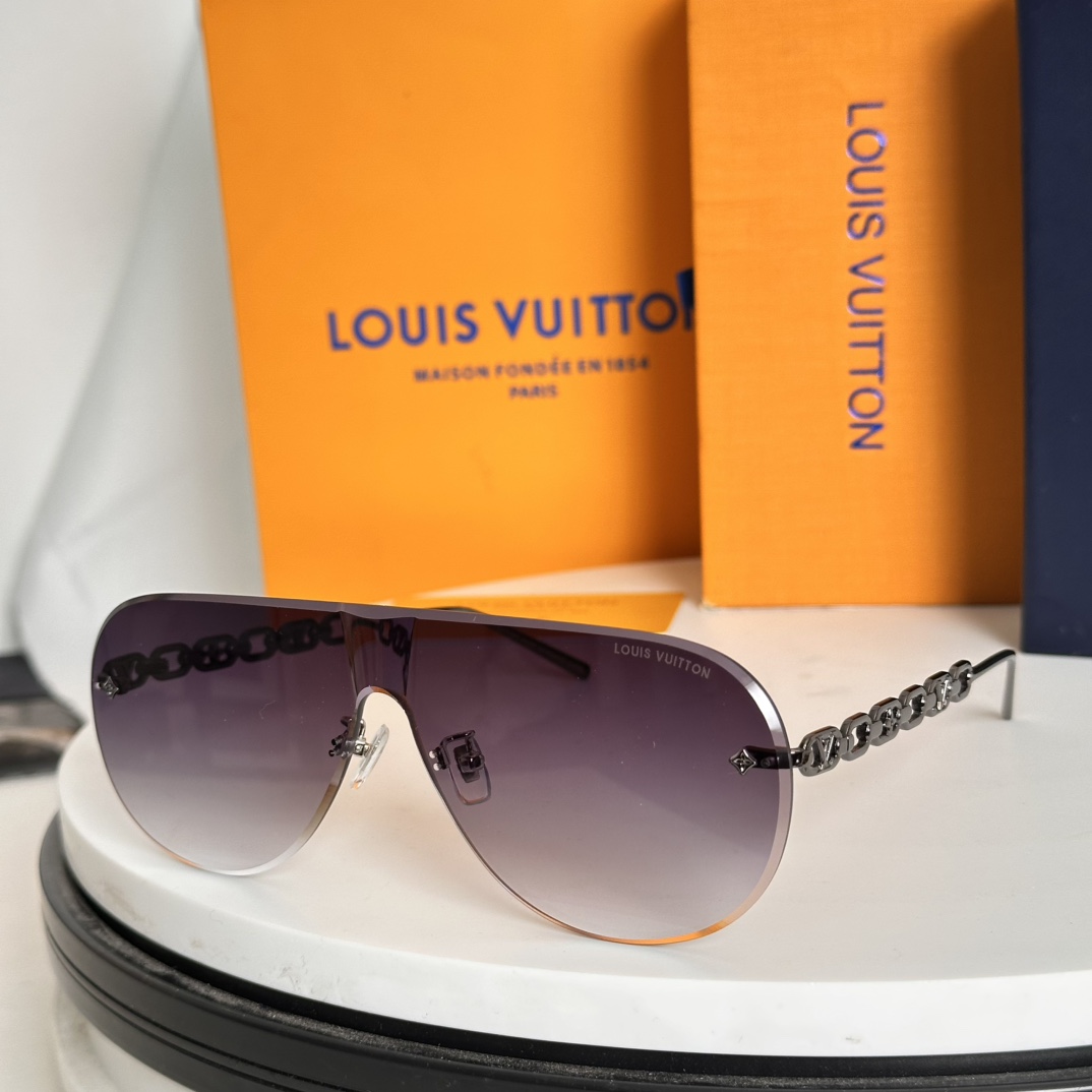 ‼️Louis Vuitton 新款
型号：Z2032U
尺寸：146口0-137