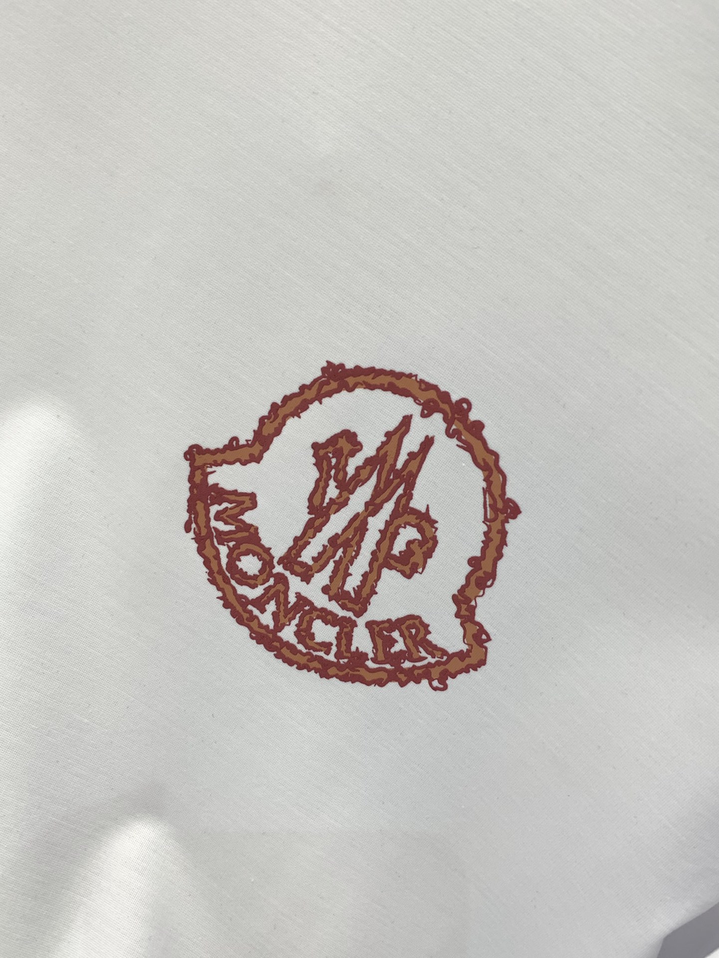 ，Moncler 蒙口，2025夏季最新品，专柜同步有售，原单狠货，时尚休闲圆领短袖T恤，上身舒适！吸睛
