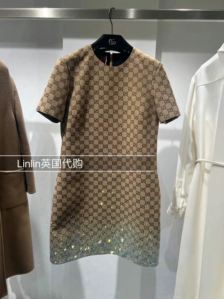 NO:309835,Model number G25022154 GUCC* new high-end custom heavy industry color diamond high-temperature iron diamond decoration with slim fit and slim A-line short-sleeved dress with socket pockets on both sides!  Pink, brown, (S-size bust 88, sleeve length 21, clothing length 86, gucci, skirts, T-shirt, alexander wang19860909款号G25022154 GUCC*新款高端定制重工彩钻高温烫钻装饰两侧插口袋修身显瘦A字短袖连衣裙！粉色、咖色、（S码胸围88,袖长21,衣长86,,gucci,skirts,T-shirt,alexander wang,Women's clothing