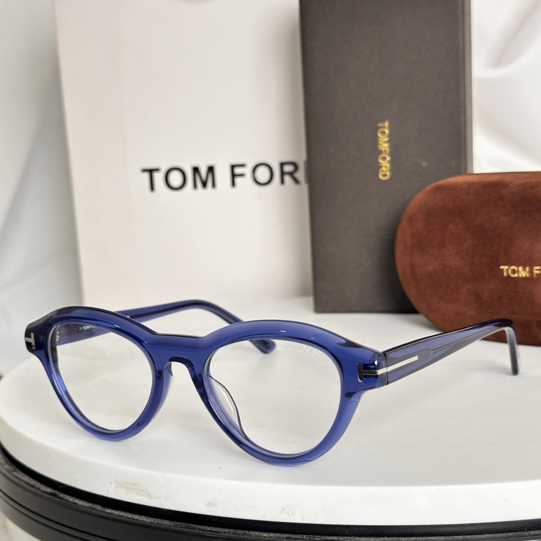  ‼️TOM FOR*
MODEL：FT 5962
SIZE：50口20-145🐻‍❄️
