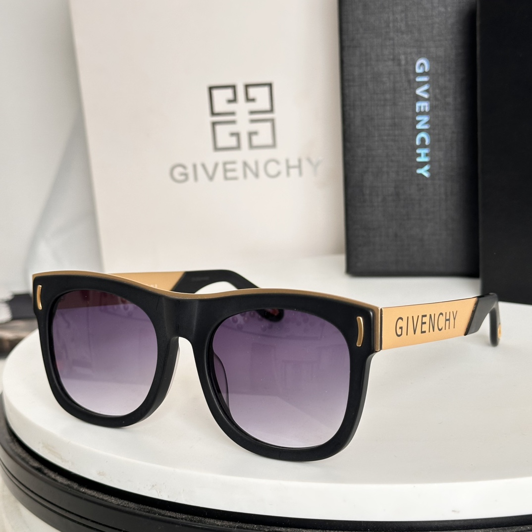  ‼️经典永不过时
GIVENCHY *GV7016
Size53-15-145👍