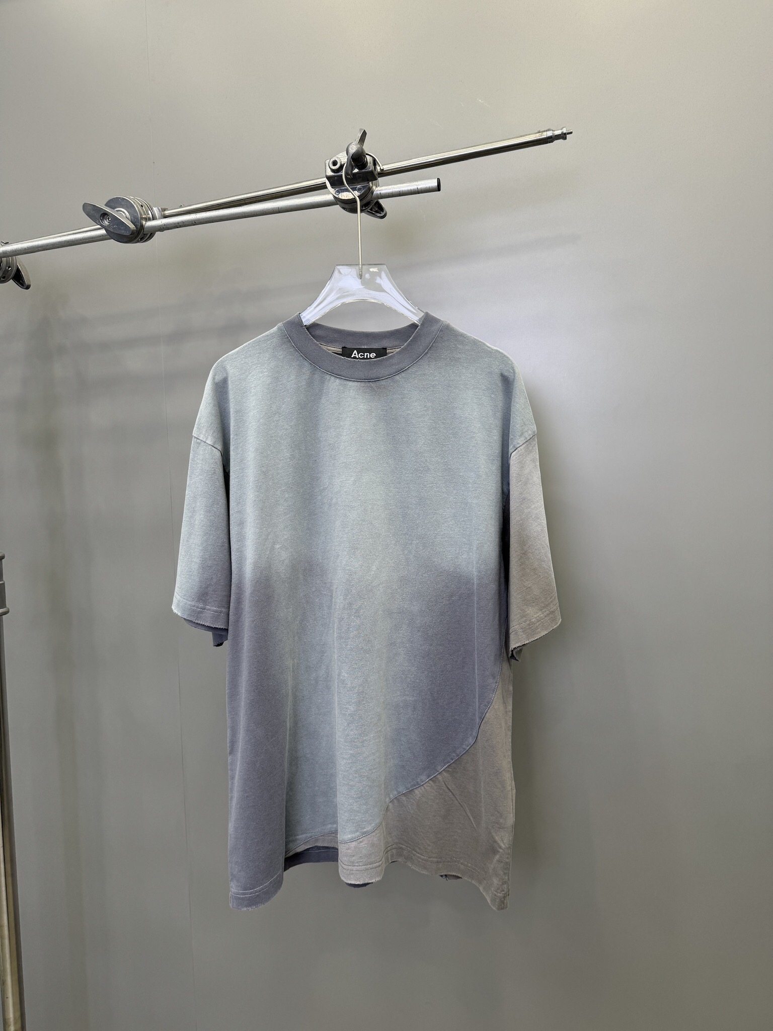  🆕  ACNE｜新款拼接撞色洗水T恤，百分百纯棉  尺码SML