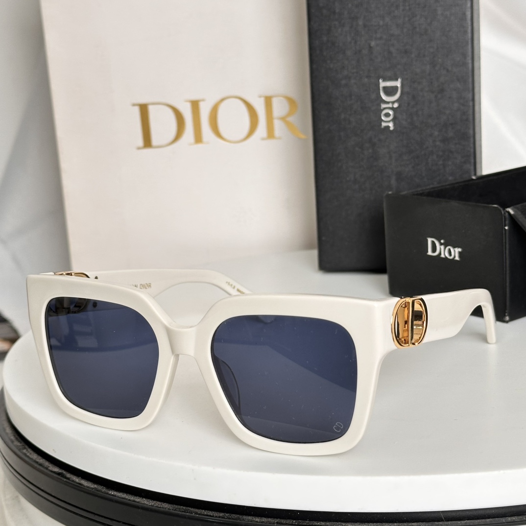  ‼️DIO*每付都有独立编码
Dio*30MONTAIGNE S8U
SIZE：54口19-130